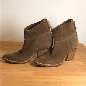 Matisse Brown Suede Boots with Wood Heel - 8.5